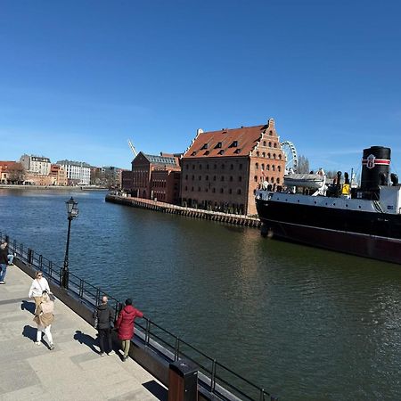 Motlawa Apartments - Old Town & River Viev, Fast Wifi グダニスク エクステリア 写真