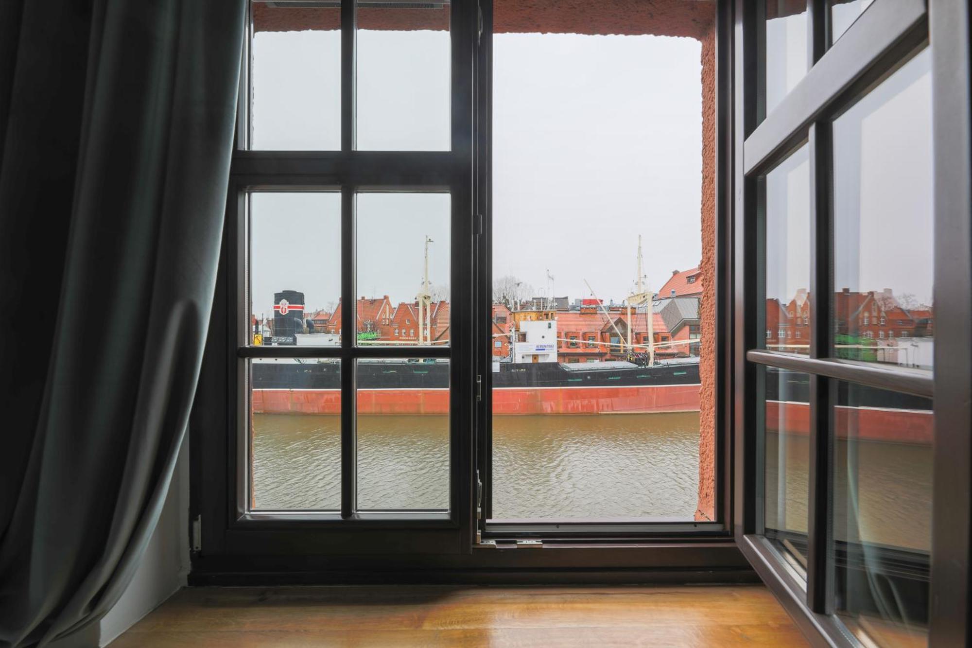 Motlawa Apartments - Old Town & River Viev, Fast Wifi グダニスク エクステリア 写真