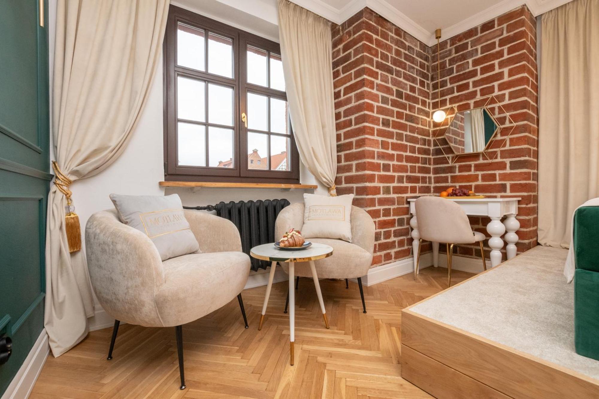 Motlawa Apartments - Old Town & River Viev, Fast Wifi グダニスク エクステリア 写真
