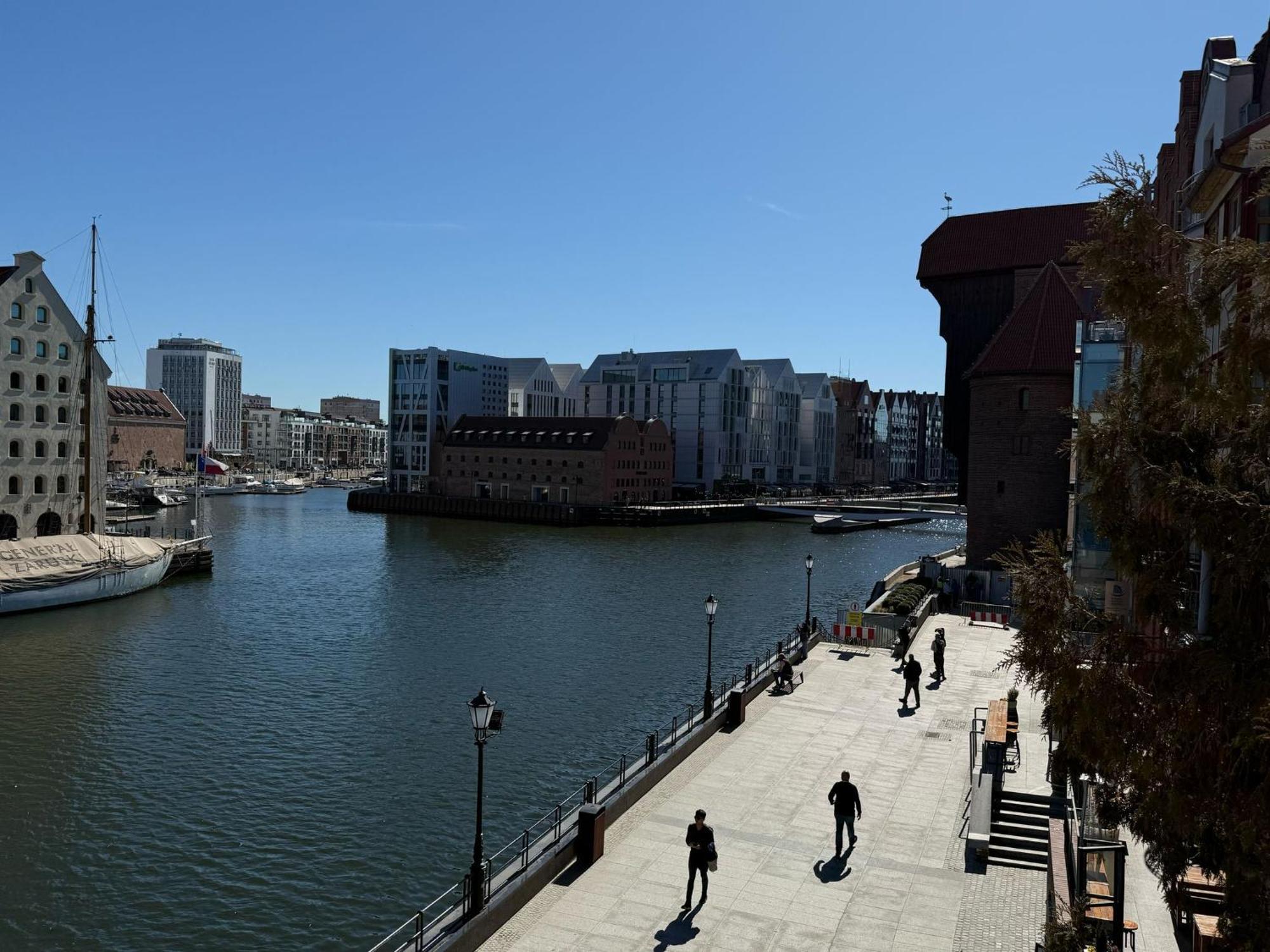 Motlawa Apartments - Old Town & River Viev, Fast Wifi グダニスク エクステリア 写真